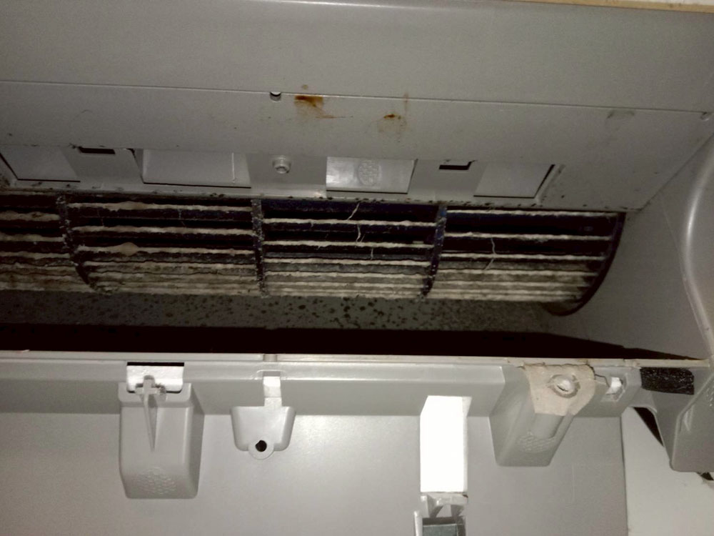 台南壁掛式冷氣霉垢深層清洗 施工前